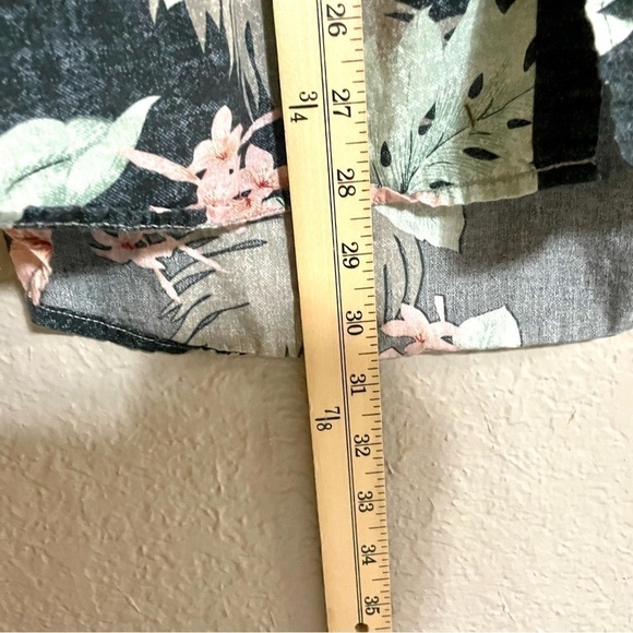 Sunrise Kingdom Size XL Men's Short Sleeve Button Up Hawaiian Shirt - Picture 6 of 6